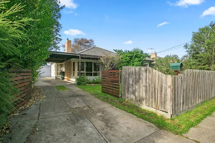 5 Wise Avenue, Seaford VIC 3198