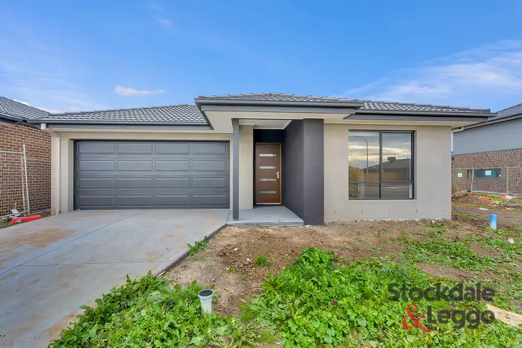 7 Station Parade, Donnybrook VIC 3064