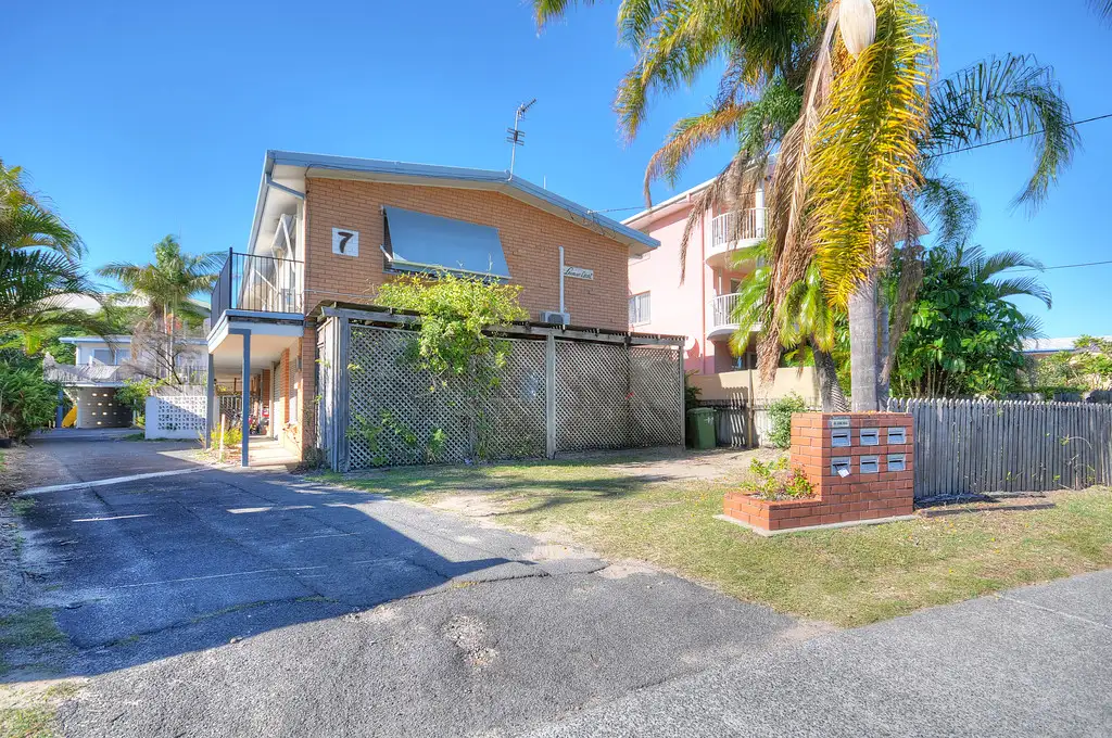Main view of Homely townhouse listing, 1/7 Mermaid Avenue, Mermaid Beach QLD 4218