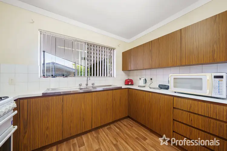 Sixth view of Homely villa listing, 4/80 Clydesdale Street, Como WA 6152