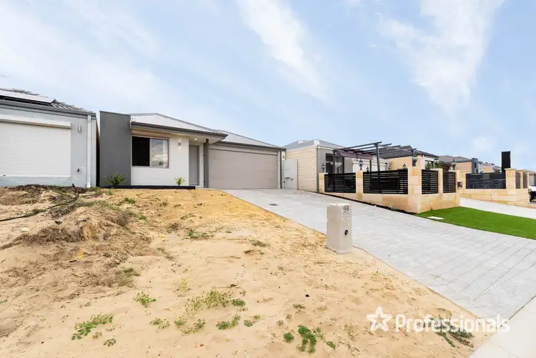Second view of Homely house listing, 54 Harrogate Vista, Landsdale WA 6065