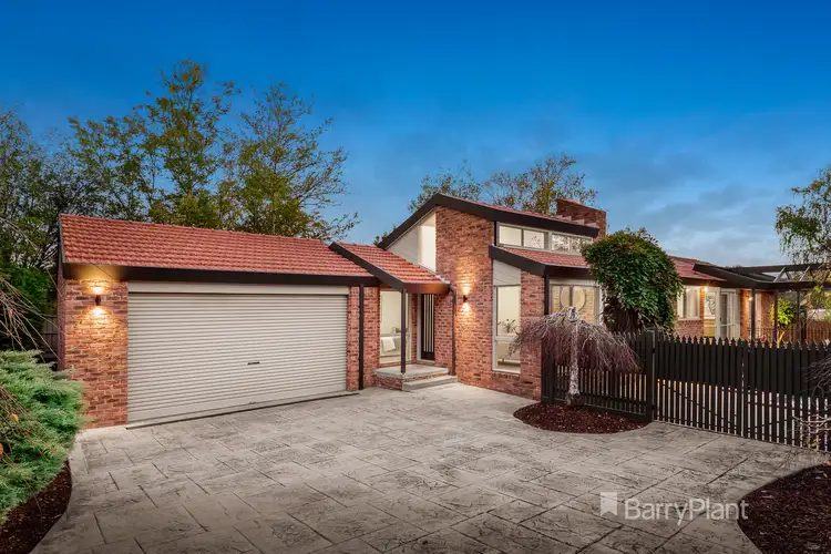 32 Summerhill Park Drive, Mooroolbark VIC 3138