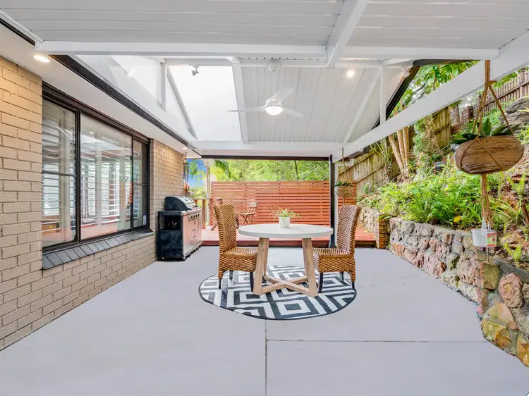 11 Algwen Road, North Gosford NSW 2250