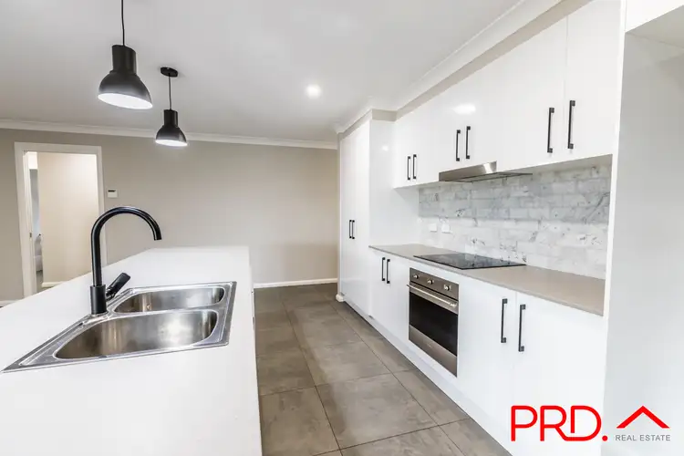 Sixth view of Homely house listing, 100 Verdelho Drive, Tamworth NSW 2340
