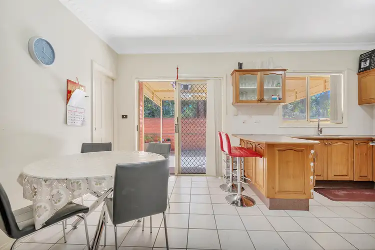 Sixth view of Homely townhouse listing, 8/33 Mallacoota Street, Wakeley NSW 2176