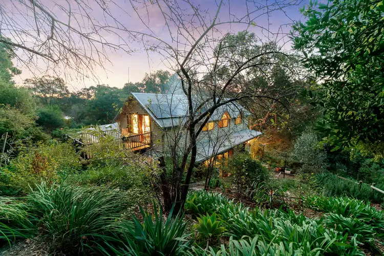 105 Orange Valley Road, Kalamunda WA 6076