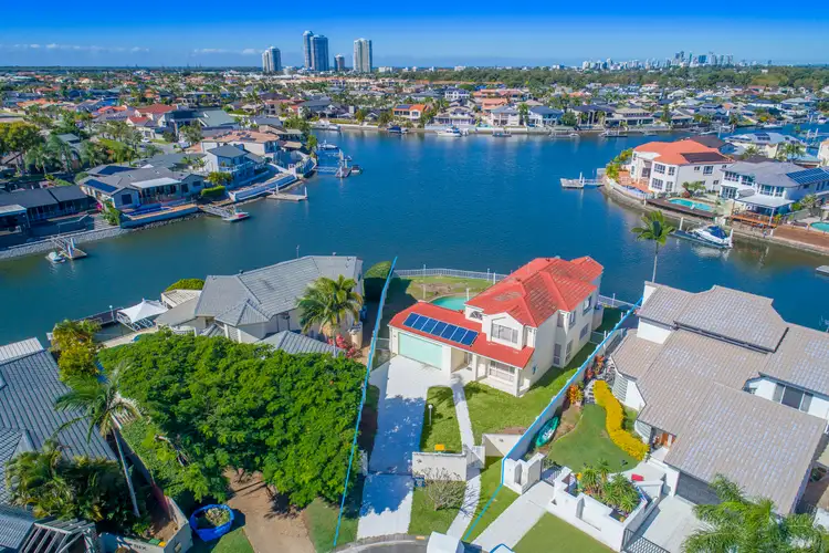 10 The Yardarm, Runaway Bay QLD 4216