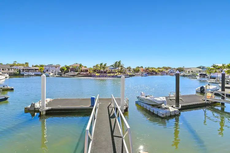 104 Pebble Beach Drive, Runaway Bay QLD 4216