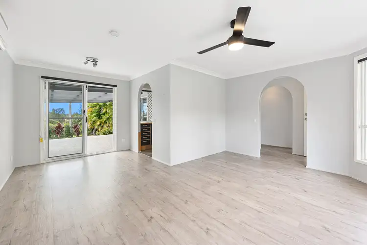 Sixth view of Homely house listing, 19 Terrace Court, Merrimac QLD 4226