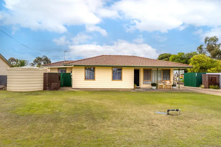 Second view of Homely house listing, 8 O'MALLEY STREET, Cummins SA 5631