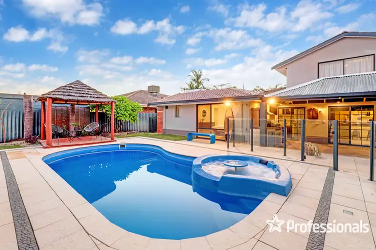 36 Sanderling Drive, Thornlie WA 6108