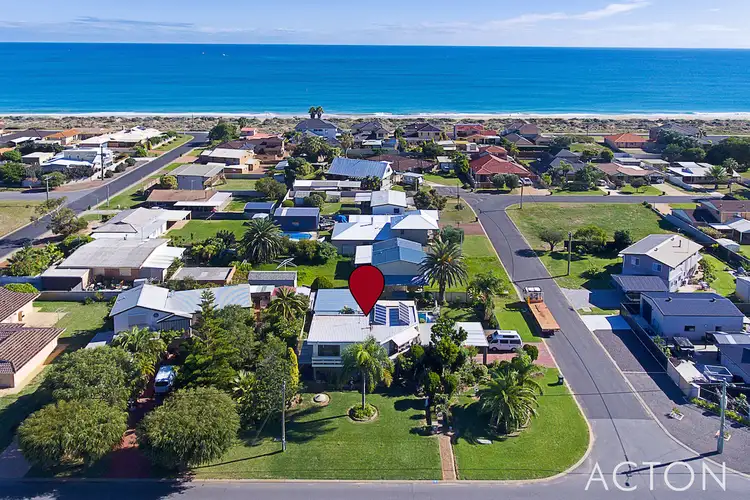 6 Clytie Road, Silver Sands WA 6210