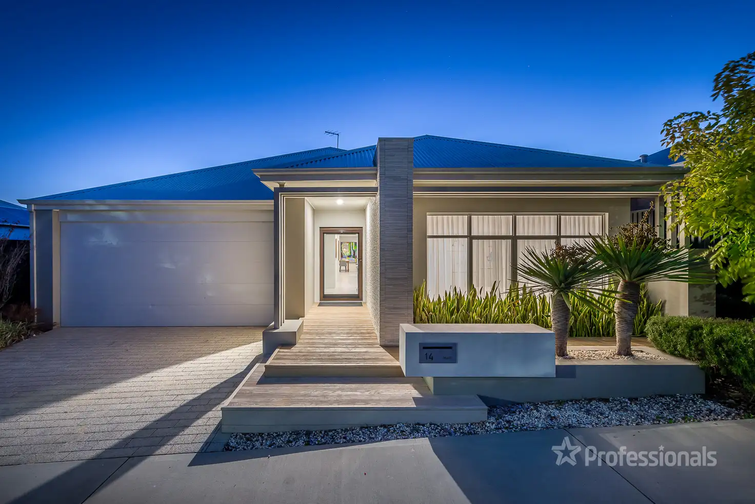 Main view of Homely house listing, 14 Radiant Glade, Eglinton WA 6034