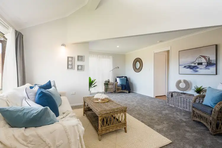 11 Delvin Court, Arana Hills QLD 4054