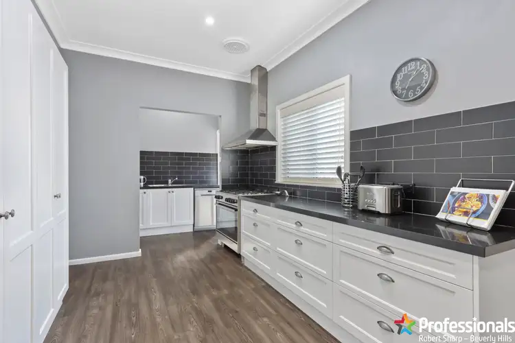 4 Haigh Avenue, Roselands NSW 2196