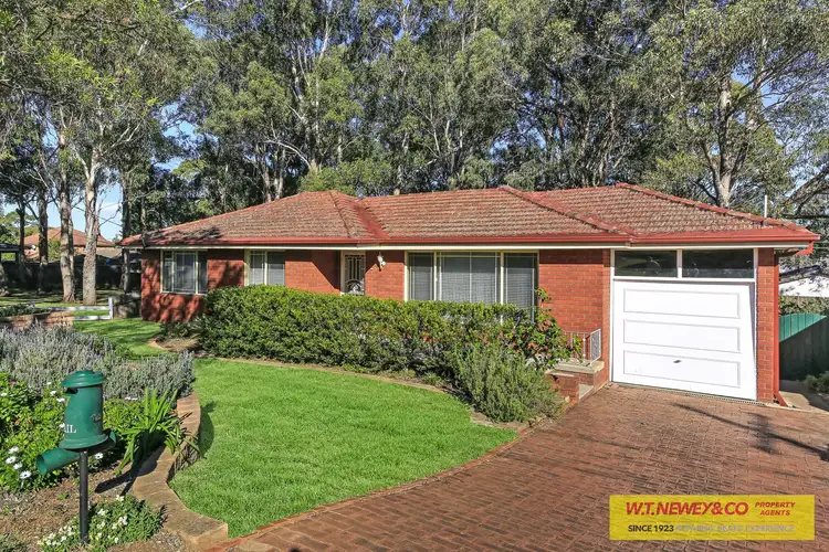17 Sturt Avenue, Georges Hall NSW 2198