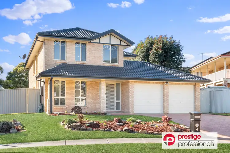 4 Orlando Crescent, Voyager Point NSW 2172