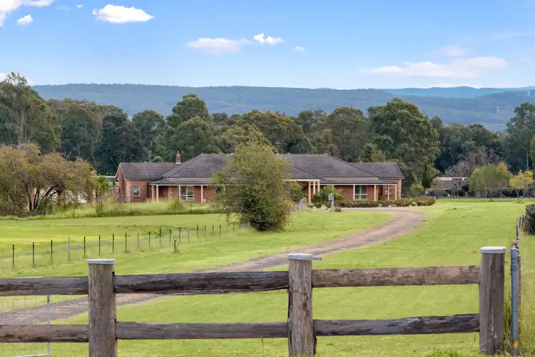 19 Cross Road, Orchard Hills NSW 2748