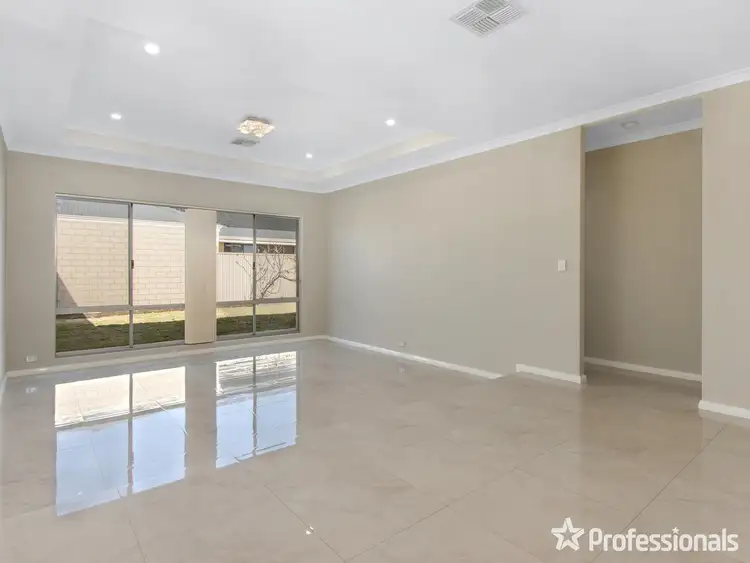Seventh view of Homely house listing, 29 Buttermere Approach, Waikiki WA 6169