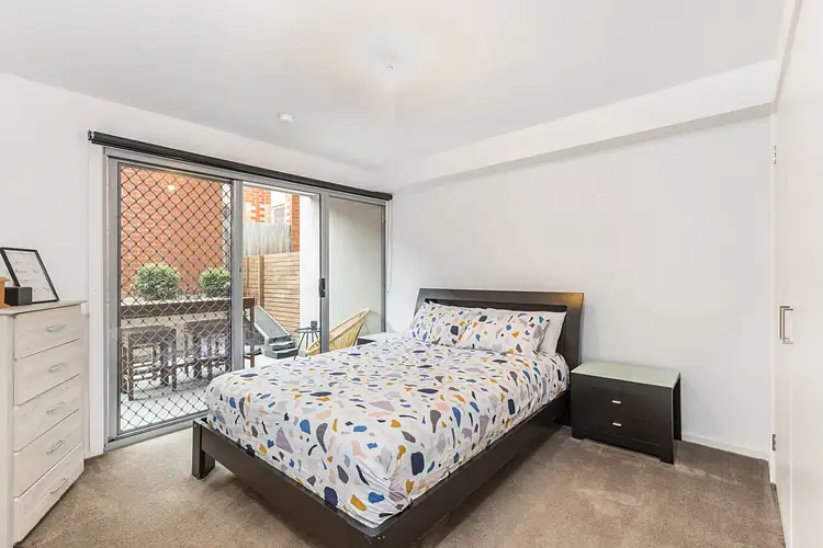 Fourth view of Homely apartment listing, 2/21 Nelson Street, Ringwood VIC 3134