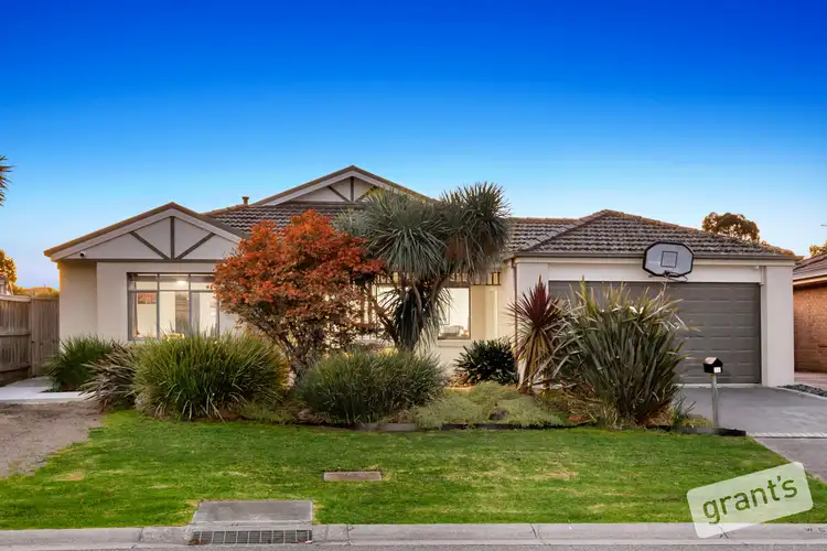 38 Don Collins Way, Berwick VIC 3806