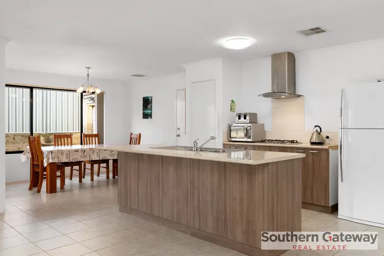 3 Ferndown Corner, Wellard WA 6170