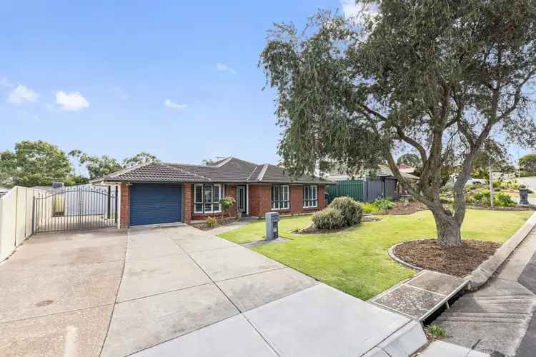 18 Leichardt Street, Woodcroft SA 5162