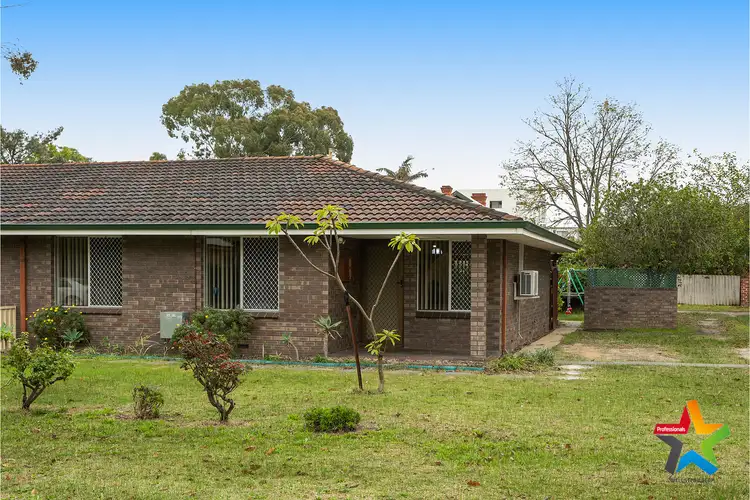 1/50 West Road, Bassendean WA 6054