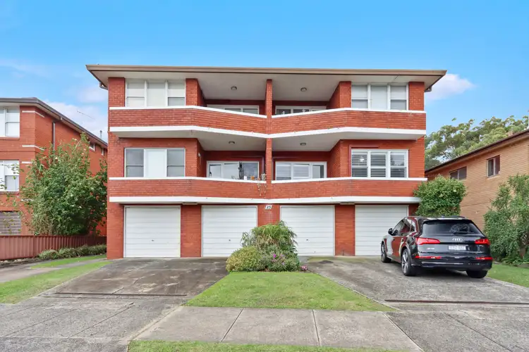 1/25 Wonoona Parade East, Oatley NSW 2223