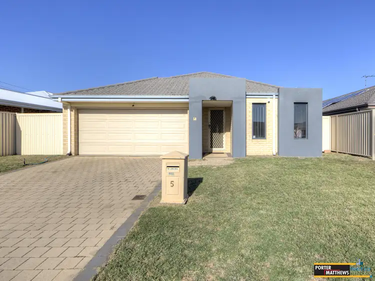 Second view of Homely house listing, 5 Chervil Bend, Wattle Grove WA 6107