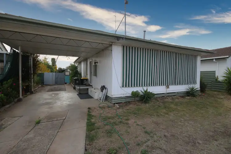 Main view of Homely house listing, 5 Hennessy Street, Horsham VIC 3400