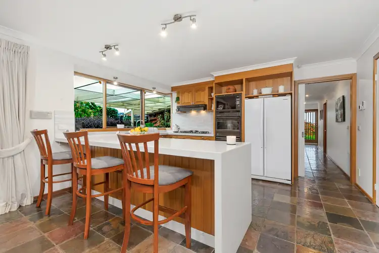 Third view of Homely house listing, 5 Freda Court, Narre Warren VIC 3805