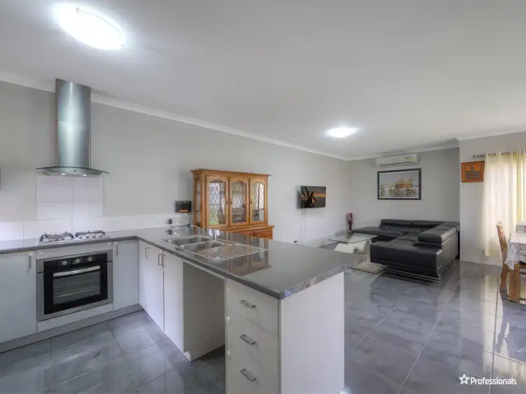 Fifth view of Homely house listing, 2/39 Maida Vale Road, Maida Vale WA 6057