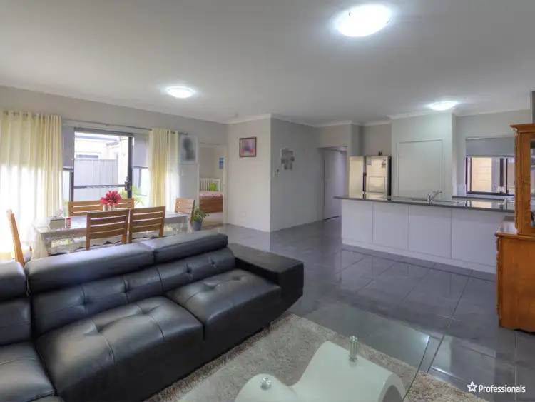 Sixth view of Homely house listing, 2/39 Maida Vale Road, Maida Vale WA 6057