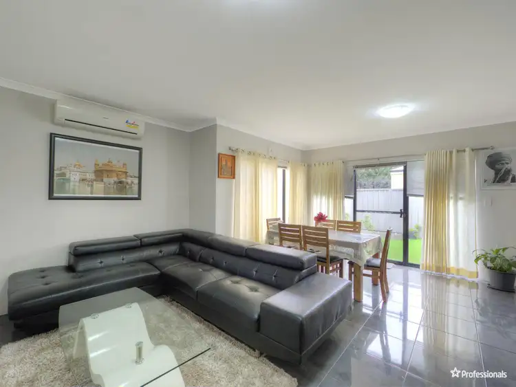 Seventh view of Homely house listing, 2/39 Maida Vale Road, Maida Vale WA 6057