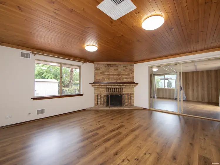 51 Diosma Way, Forrestfield WA 6058