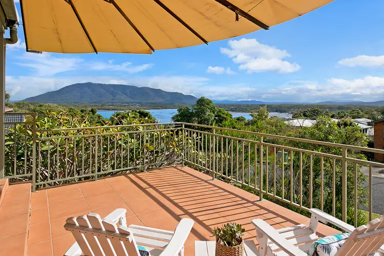 Second view of Homely house listing, 5 Unique Close, Camden Head NSW 2443