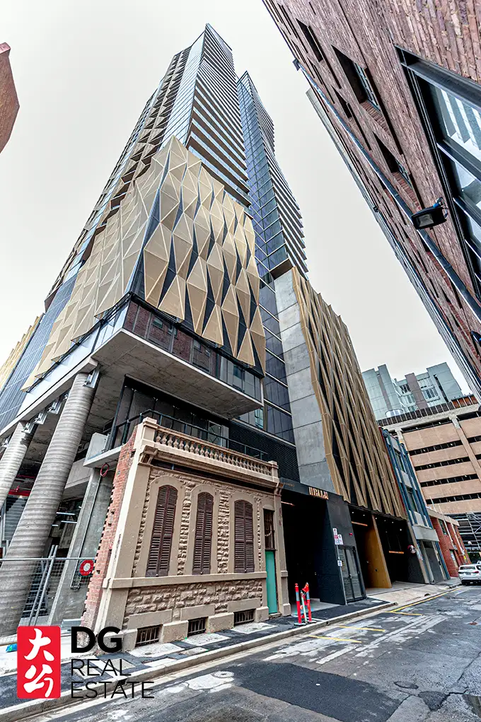 15 Austin Street