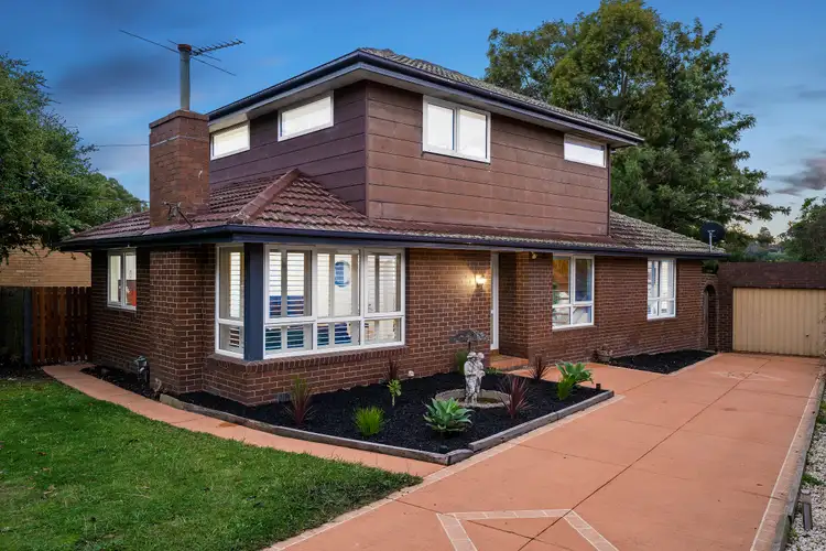 2 Apple Grove, Bayswater VIC 3153