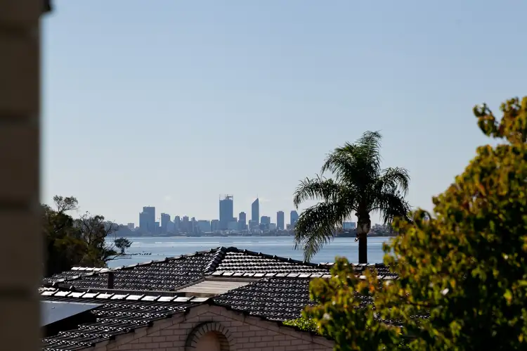 52/240 Burke Drive, Attadale WA 6156