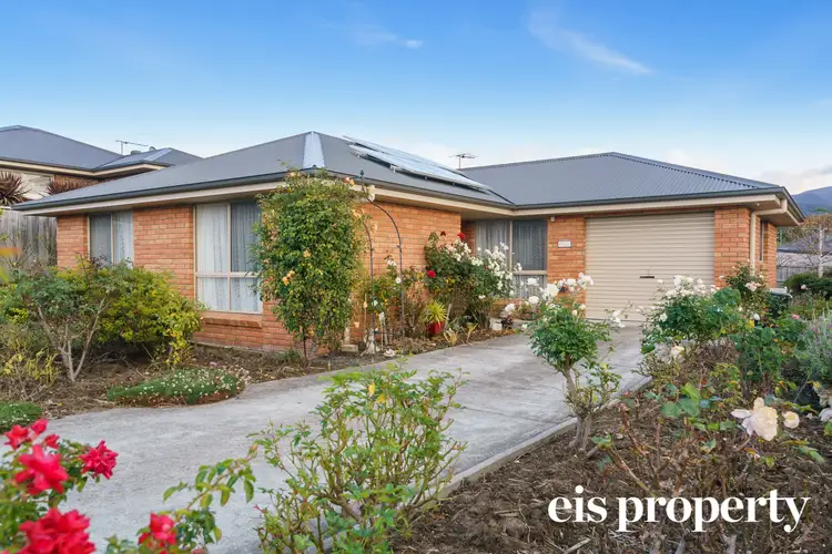34 Queens Parade, Kingston TAS 7050