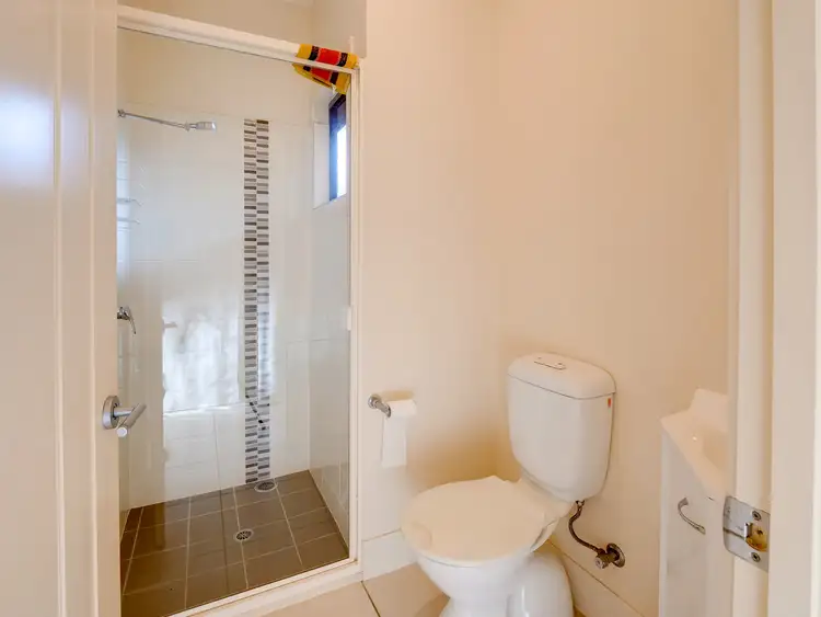 Sixth view of Homely apartment listing, 4/41 Ariadne Street, River Heads QLD 4655