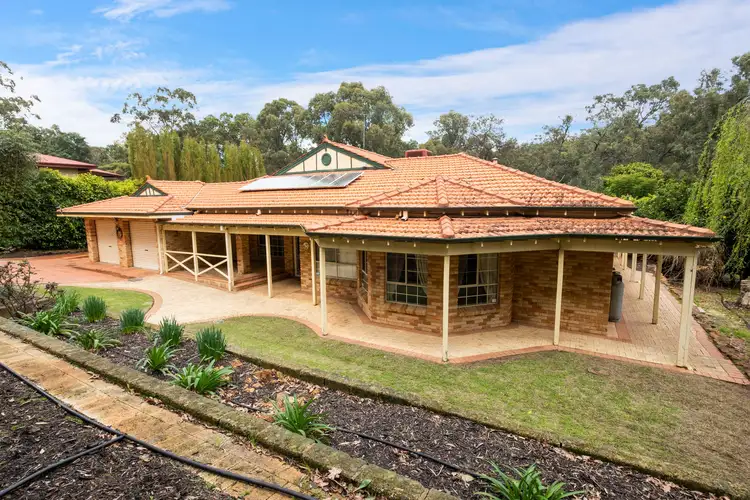 47 Coolinga Road, Lesmurdie WA 6076
