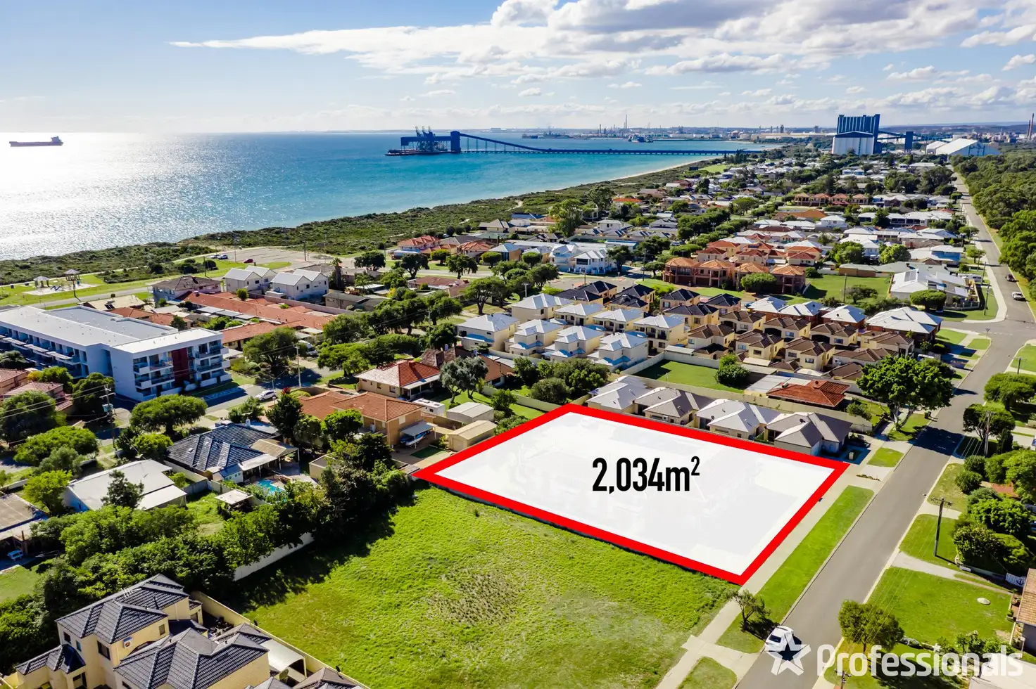 Main view of Homely block of units listing, 44 Lewington Street, Rockingham WA 6168