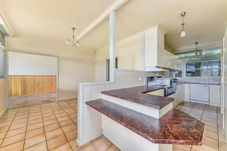 Fifth view of Homely house listing, 2 Davis Crescent, Mount Gambier SA 5290