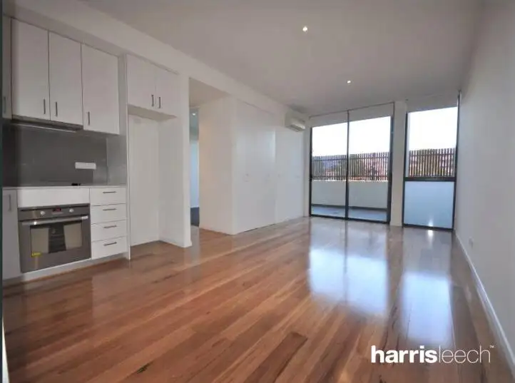 8/2-4 Samada Street, Notting Hill VIC 3168