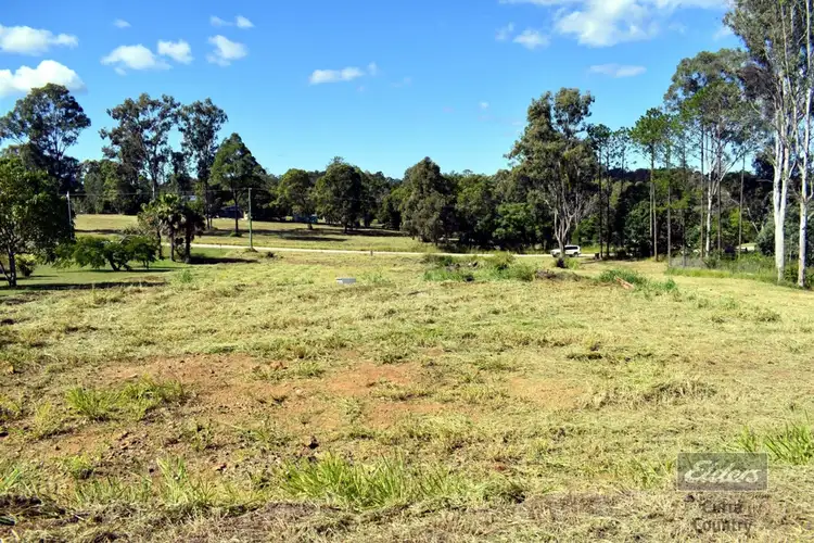 64 Stevenson Road, Glenwood QLD 4570