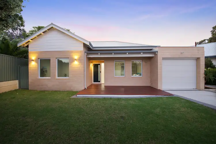27A Collick Street, Hilton WA 6163