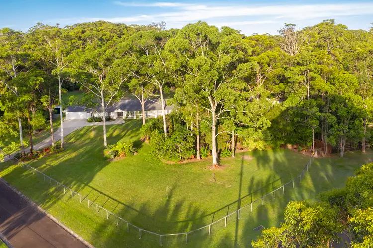 2 Vines Court