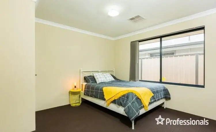 Seventh view of Homely house listing, 71 Monticello Parkway, Piara Waters WA 6112